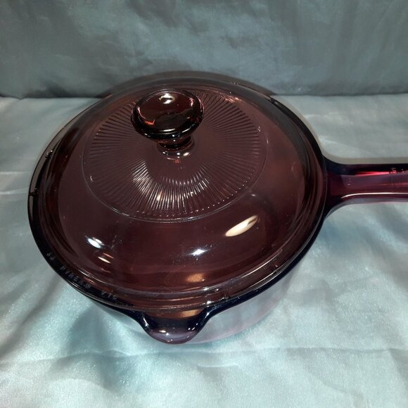 Vintage 90s Cranberry Visions Pyrex Corning 1 L All-Glass Purple Saucepan w/Lid - Picture 2 of 12